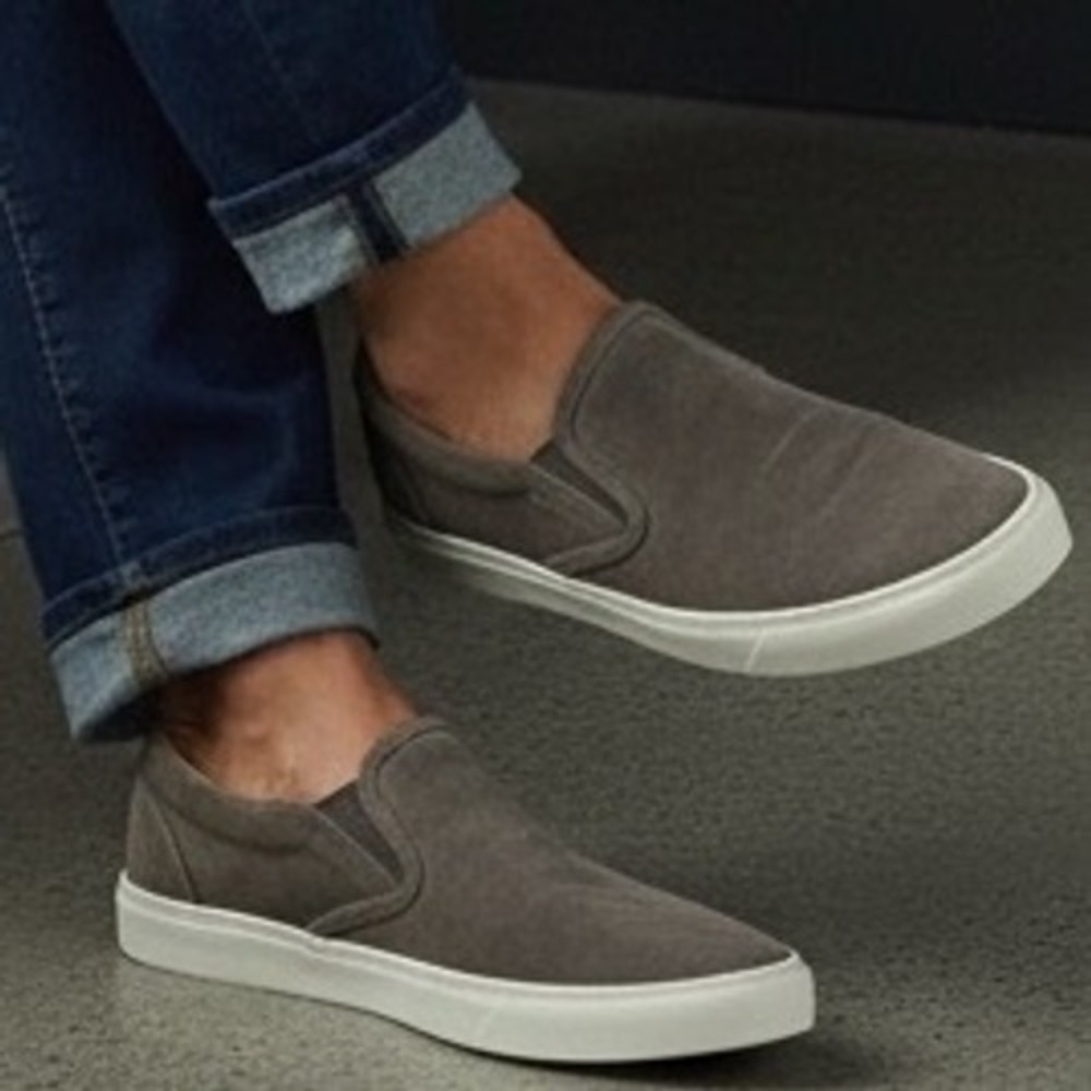 UNTUCKit Mens Suede Slip On Sneakers Gray Size 10 M
